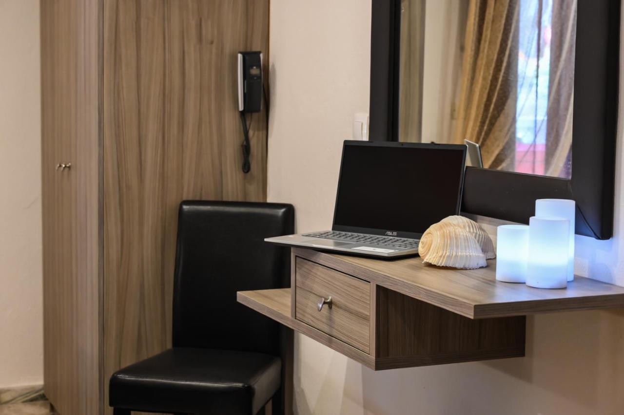 Hotel Kostas Olympiakí Aktí エクステリア 写真