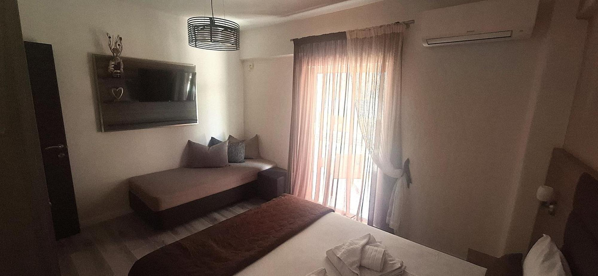 Hotel Kostas Olympiakí Aktí エクステリア 写真