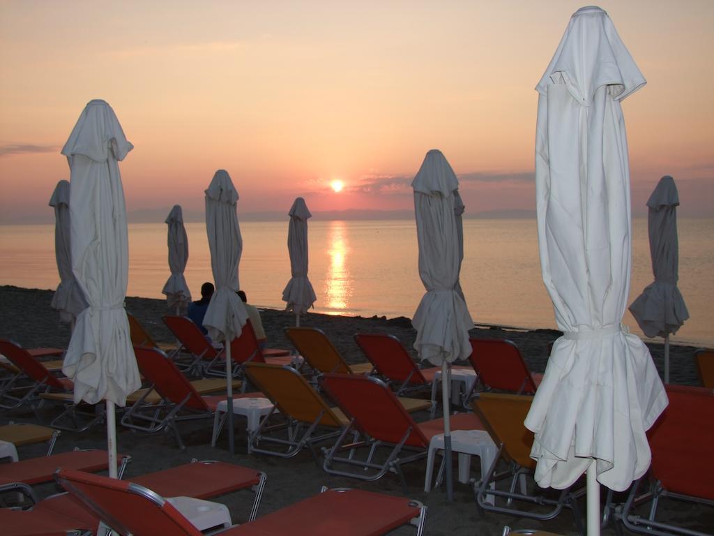 Hotel Kostas Olympiakí Aktí エクステリア 写真